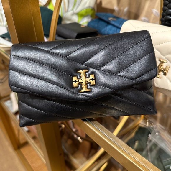 NWT! Tory Burch Kira Chevron Chain Wallet Black Quilted Leather Crossbody 90343 - Picture 2 of 9